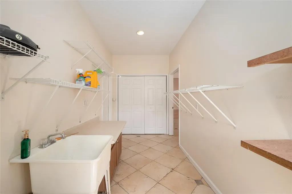 1015 Venetian Avenue Orlando FL 32804