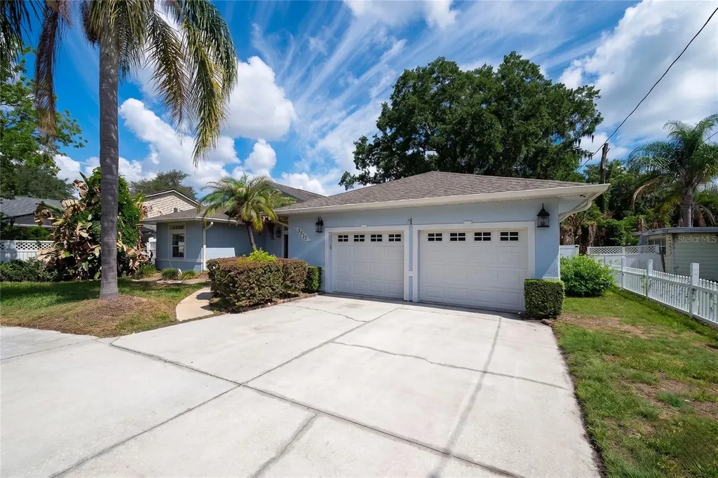 1015 Venetian Avenue Orlando FL 32804