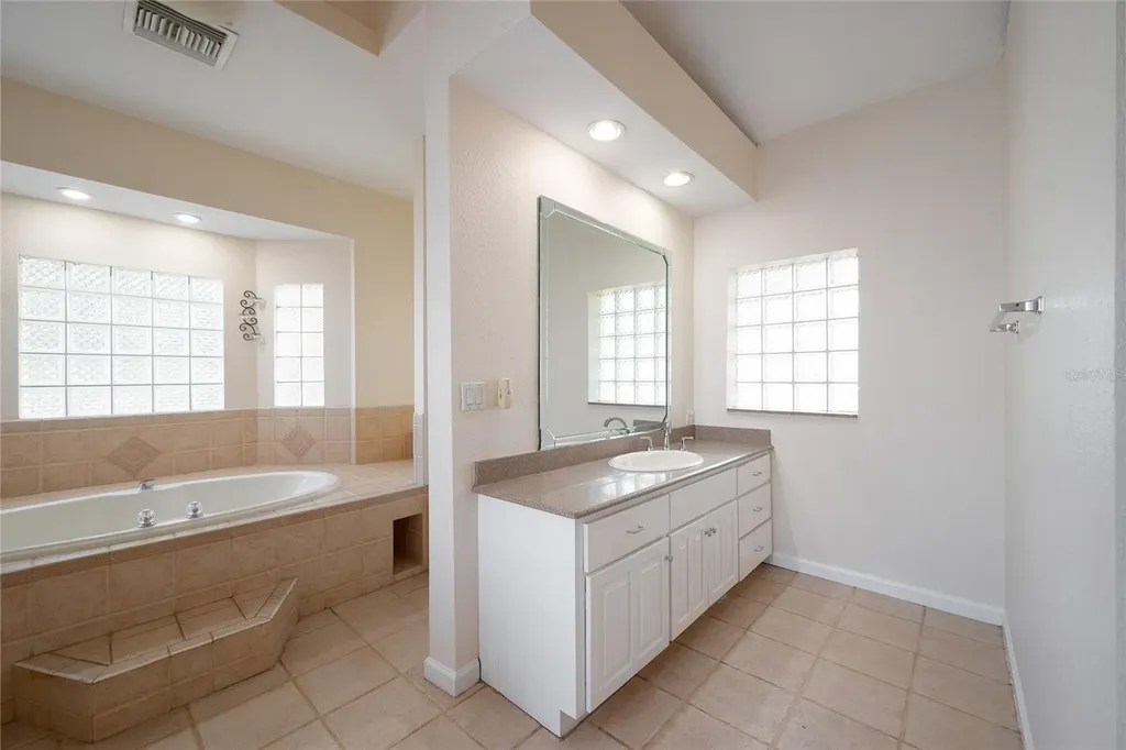 1015 Venetian Avenue Orlando FL 32804