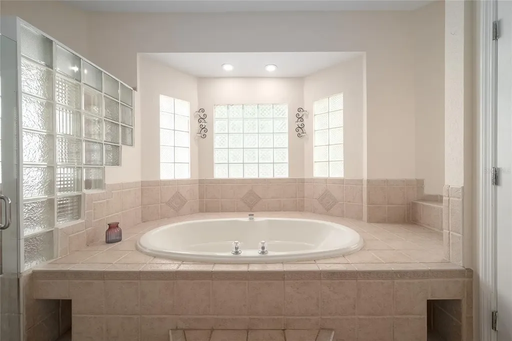 1015 Venetian Avenue Orlando FL 32804