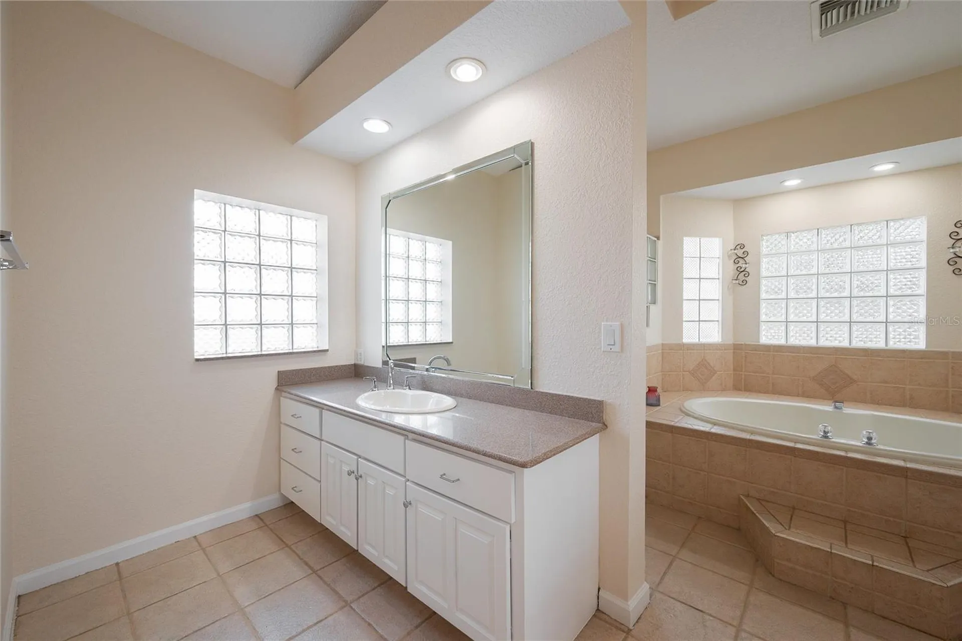 1015 Venetian Avenue Orlando FL 32804