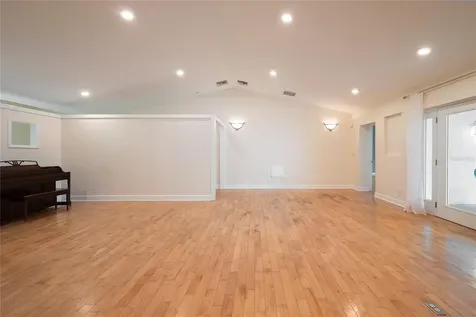 1015 Venetian Avenue Orlando FL 32804
