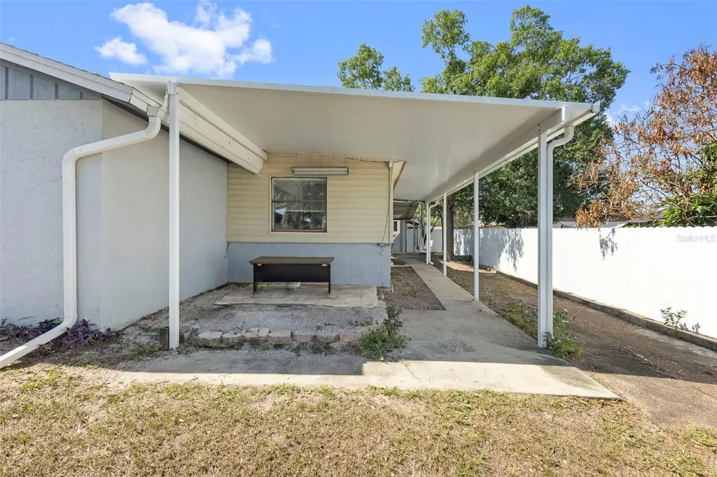 643 Bryan Terrace Drive Brandon FL 33511