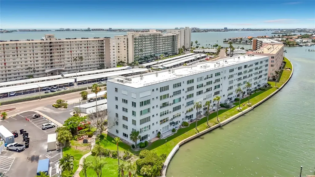 5925 Shore Boulevard S Gulfport FL 33707