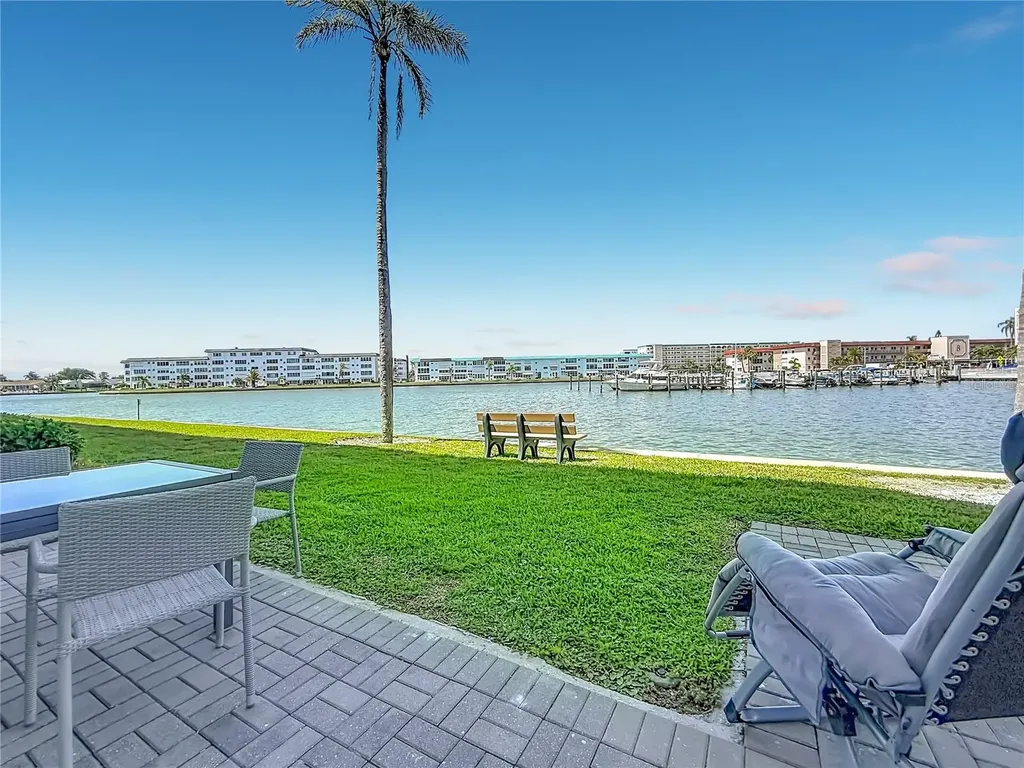 5925 Shore Boulevard S Gulfport FL 33707