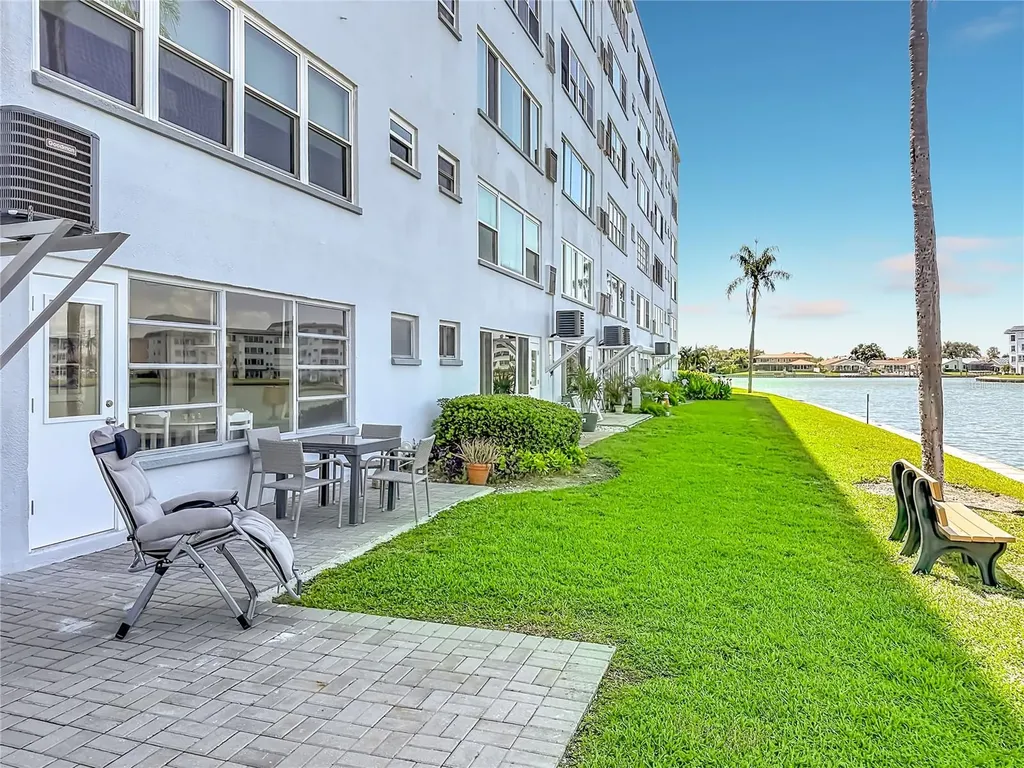 5925 Shore Boulevard S Gulfport FL 33707