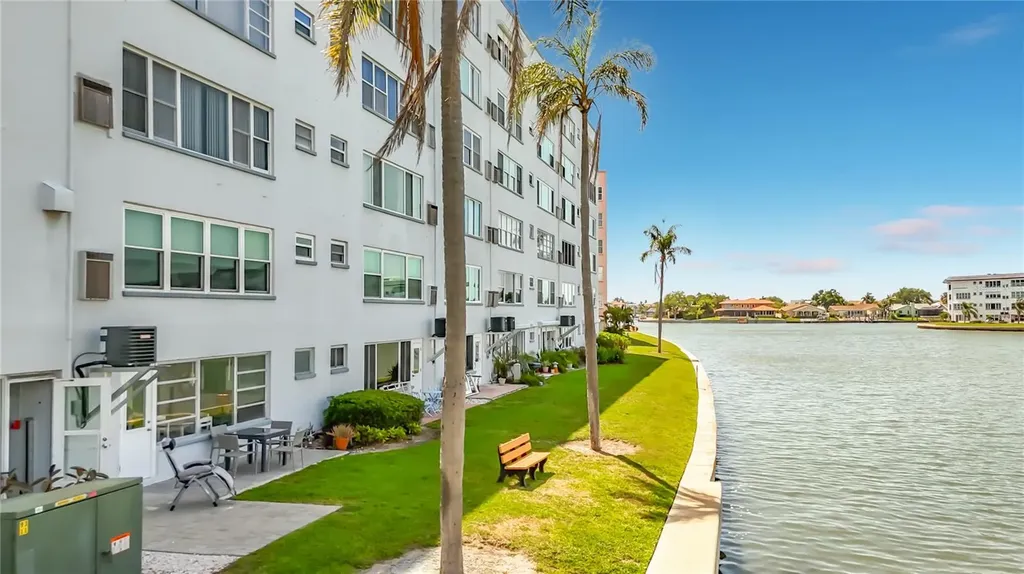 5925 Shore Boulevard S Gulfport FL 33707