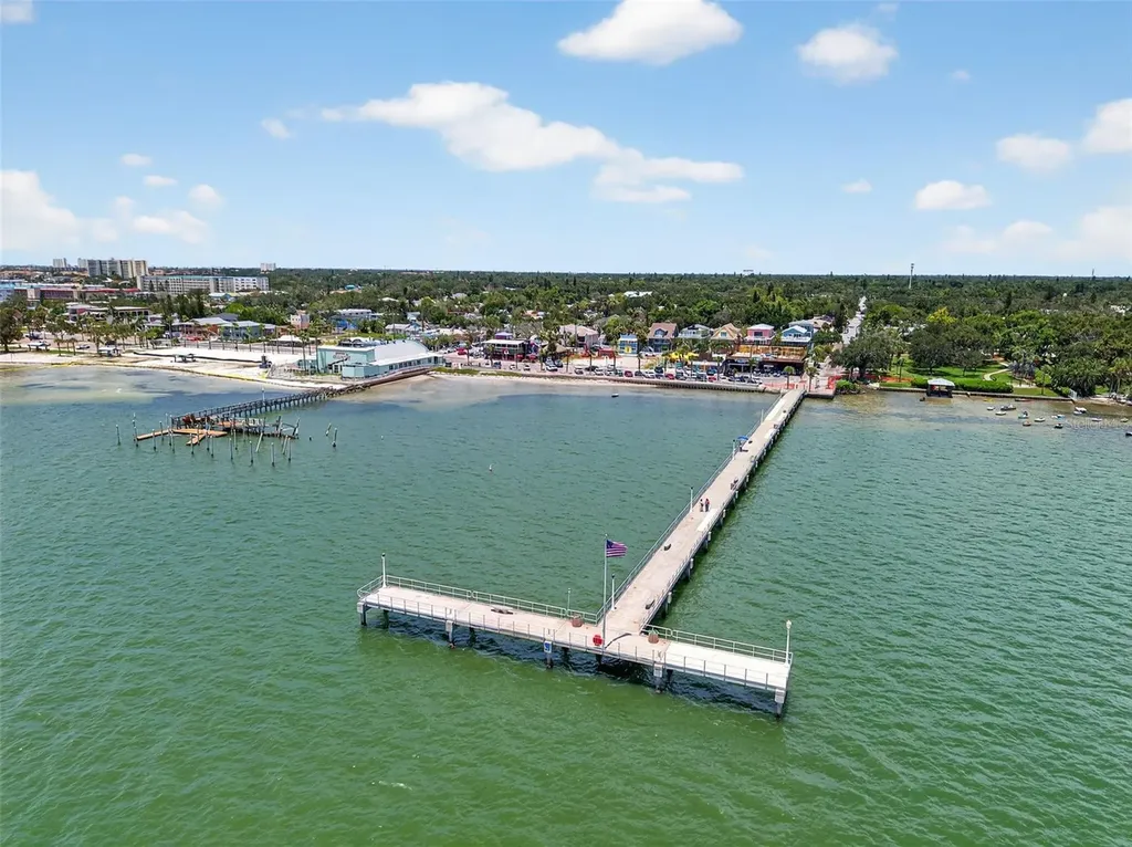 5925 Shore Boulevard S Gulfport FL 33707
