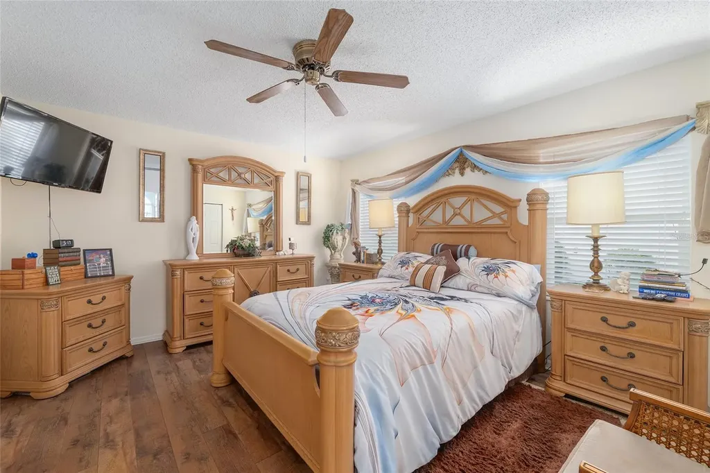 11563 SW 74th Court Ocala FL 34476