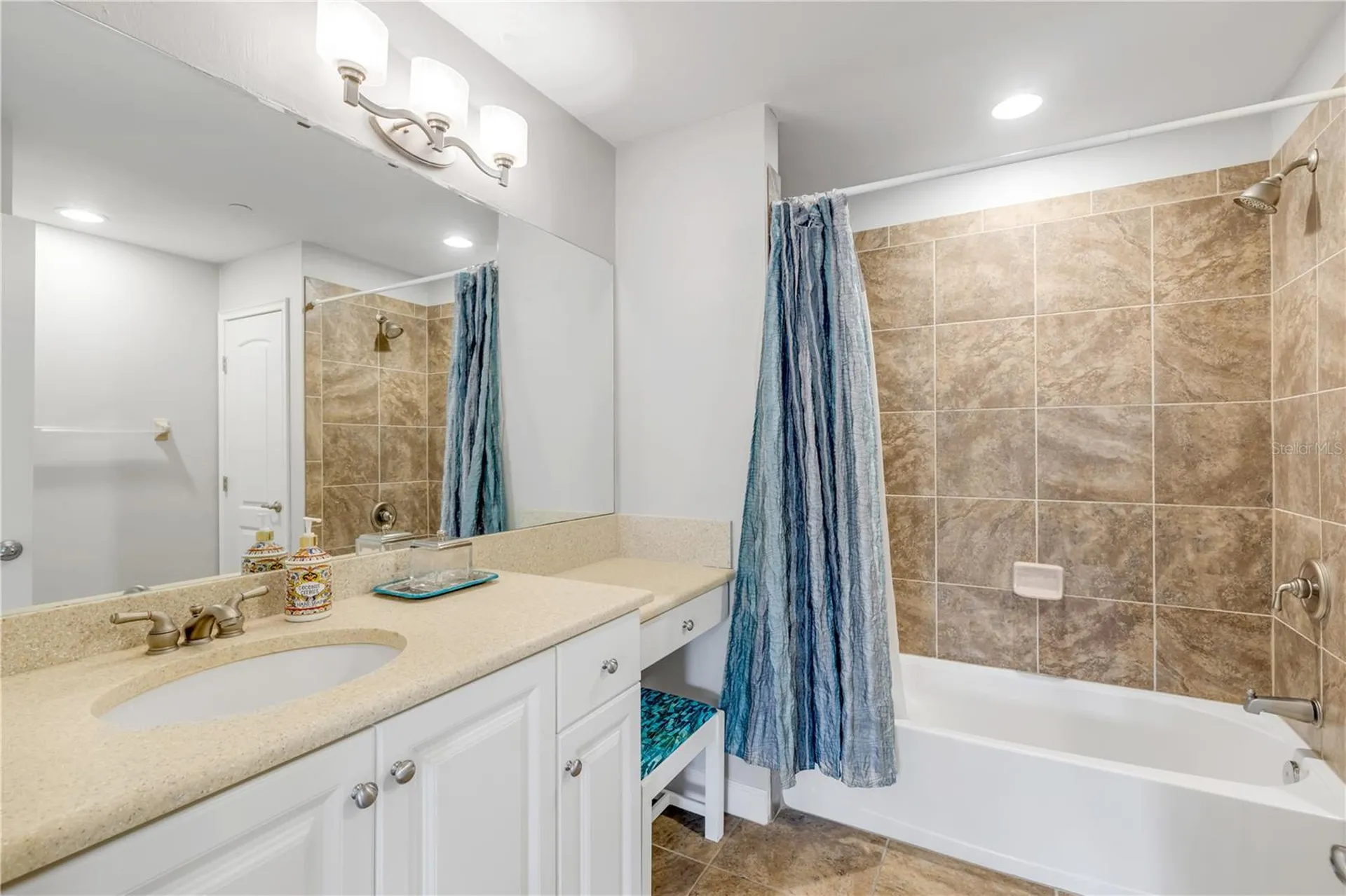 424 Luna Bella Lane New Smyrna Beach FL 32168