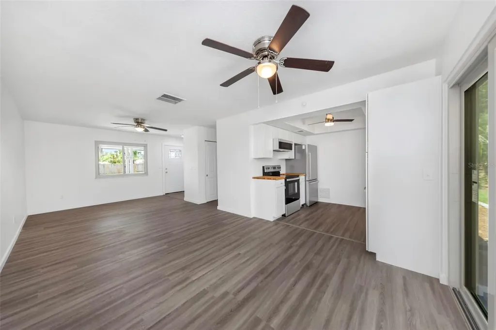 1414 Castleworks Lane Tarpon Springs FL 34689