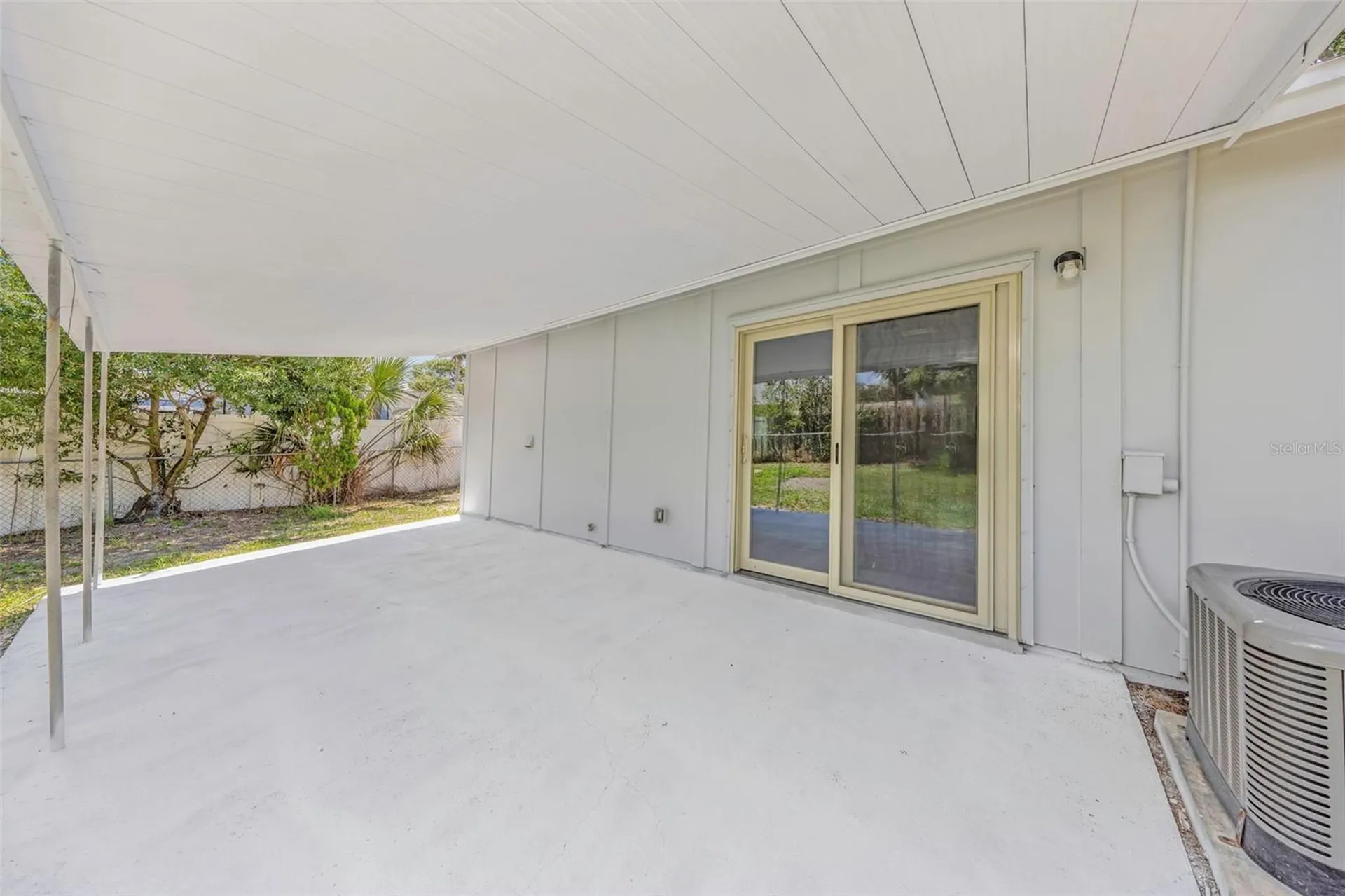 1414 Castleworks Lane Tarpon Springs FL 34689