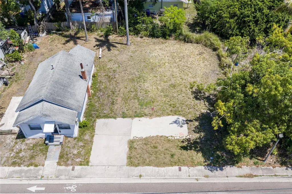 15TH Avenue S St Petersburg FL 33712
