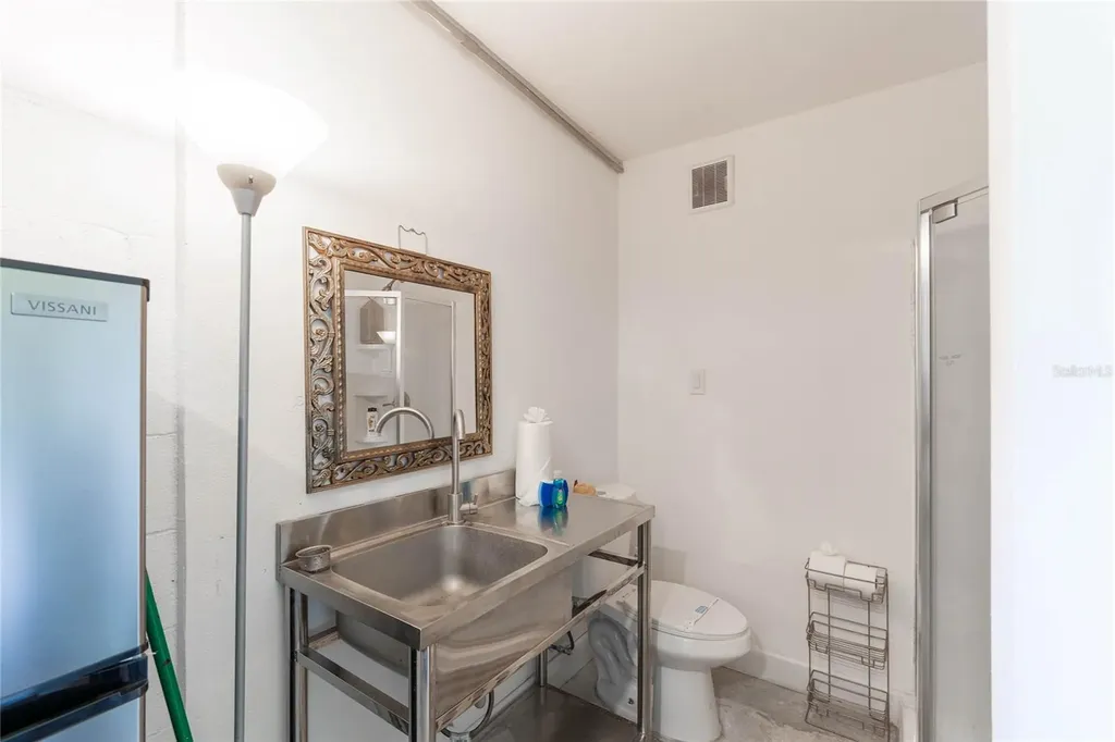126 1st Street Orlando FL 32824