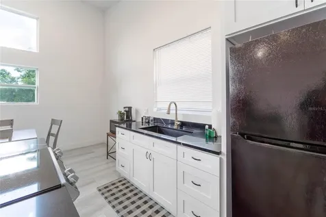 126 1st Street Orlando FL 32824