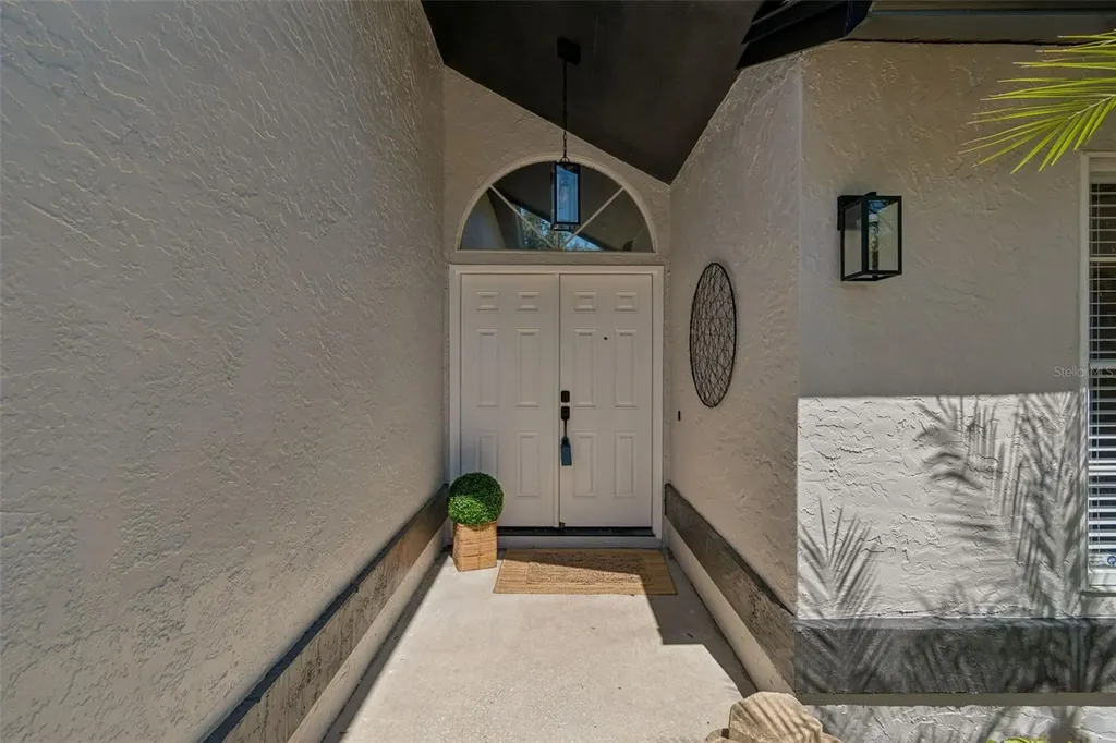 1977 Brookstone Way Clearwater FL 33760