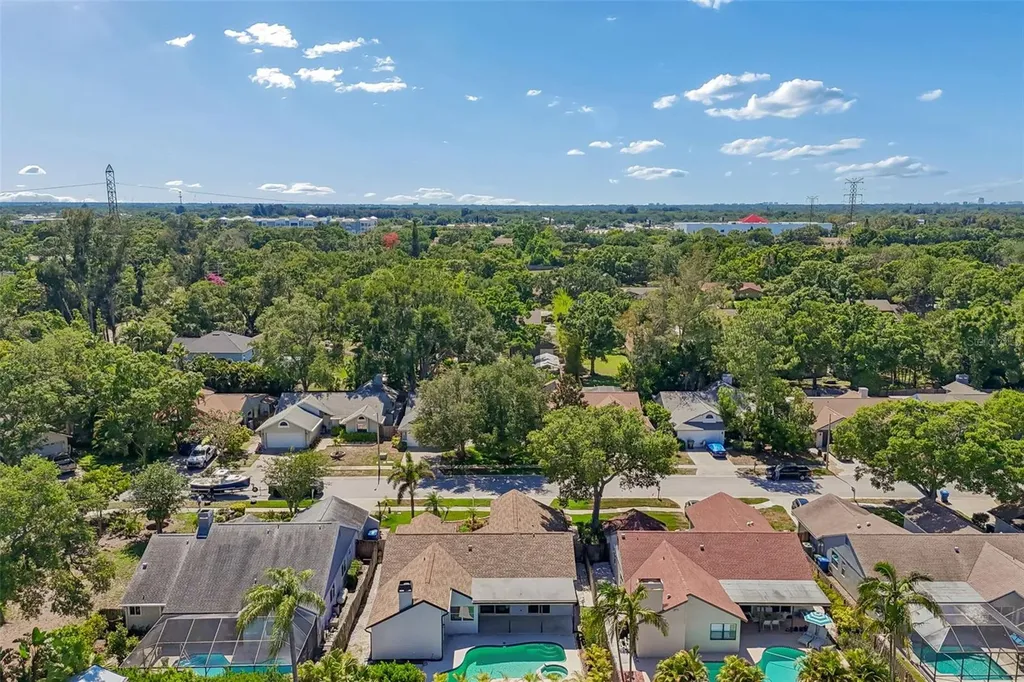 1977 Brookstone Way Clearwater FL 33760