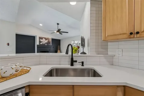 1977 Brookstone Way Clearwater FL 33760
