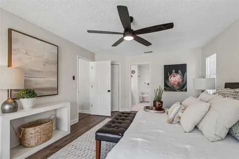 1977 Brookstone Way Clearwater FL 33760