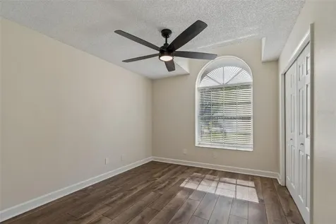 1977 Brookstone Way Clearwater FL 33760