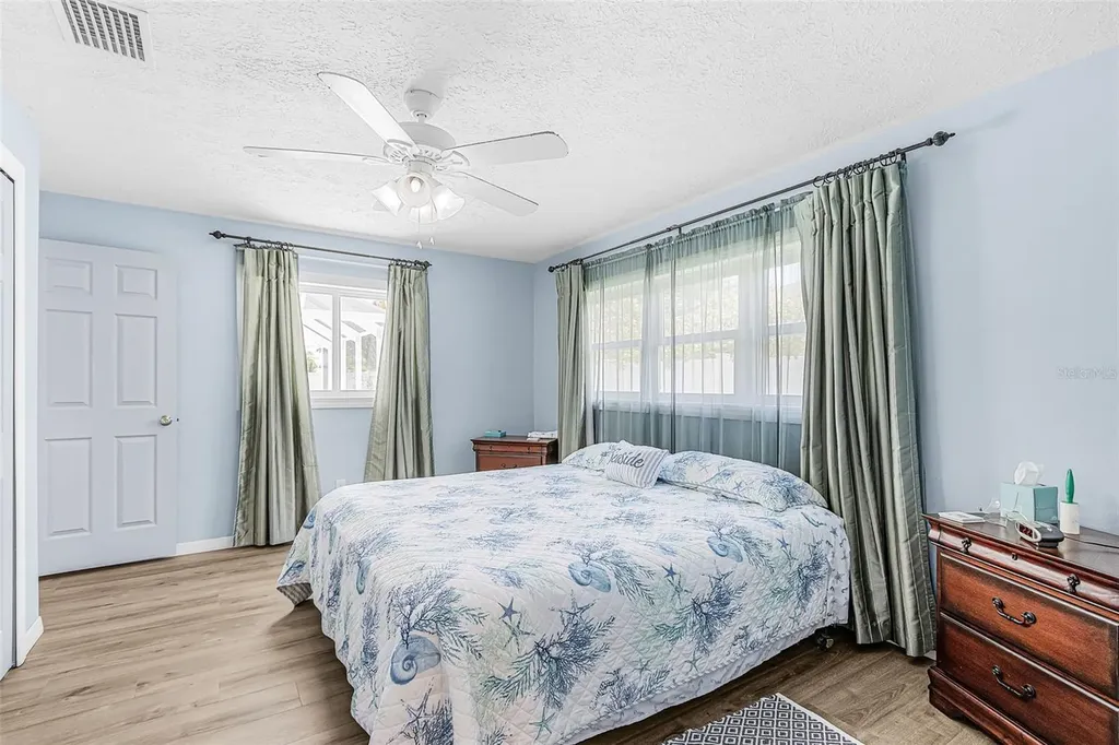 1320 SE 26th Terrace Cape Coral FL 33904