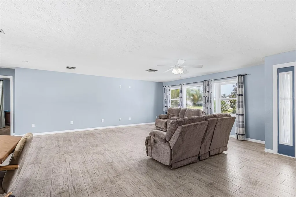 1320 SE 26th Terrace Cape Coral FL 33904