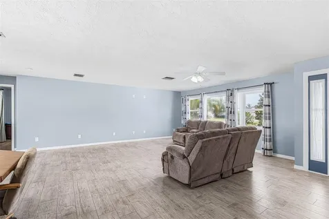 1320 SE 26th Terrace Cape Coral FL 33904