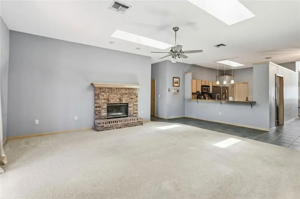 636 Adriane Park Circle Kissimmee FL 34744