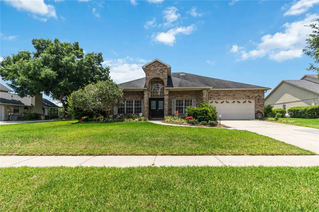 636 Adriane Park Circle Kissimmee FL 34744
