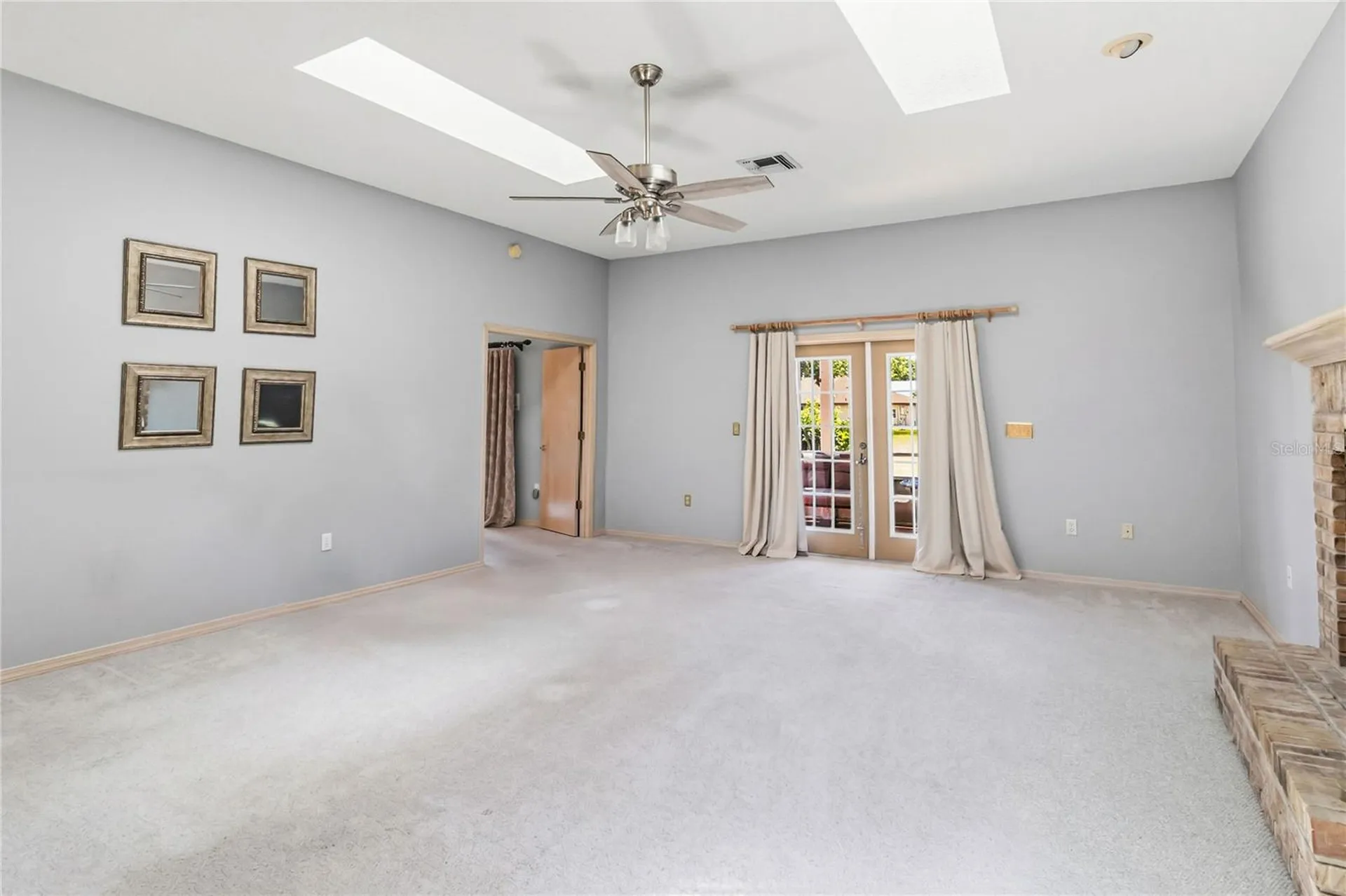 636 Adriane Park Circle Kissimmee FL 34744