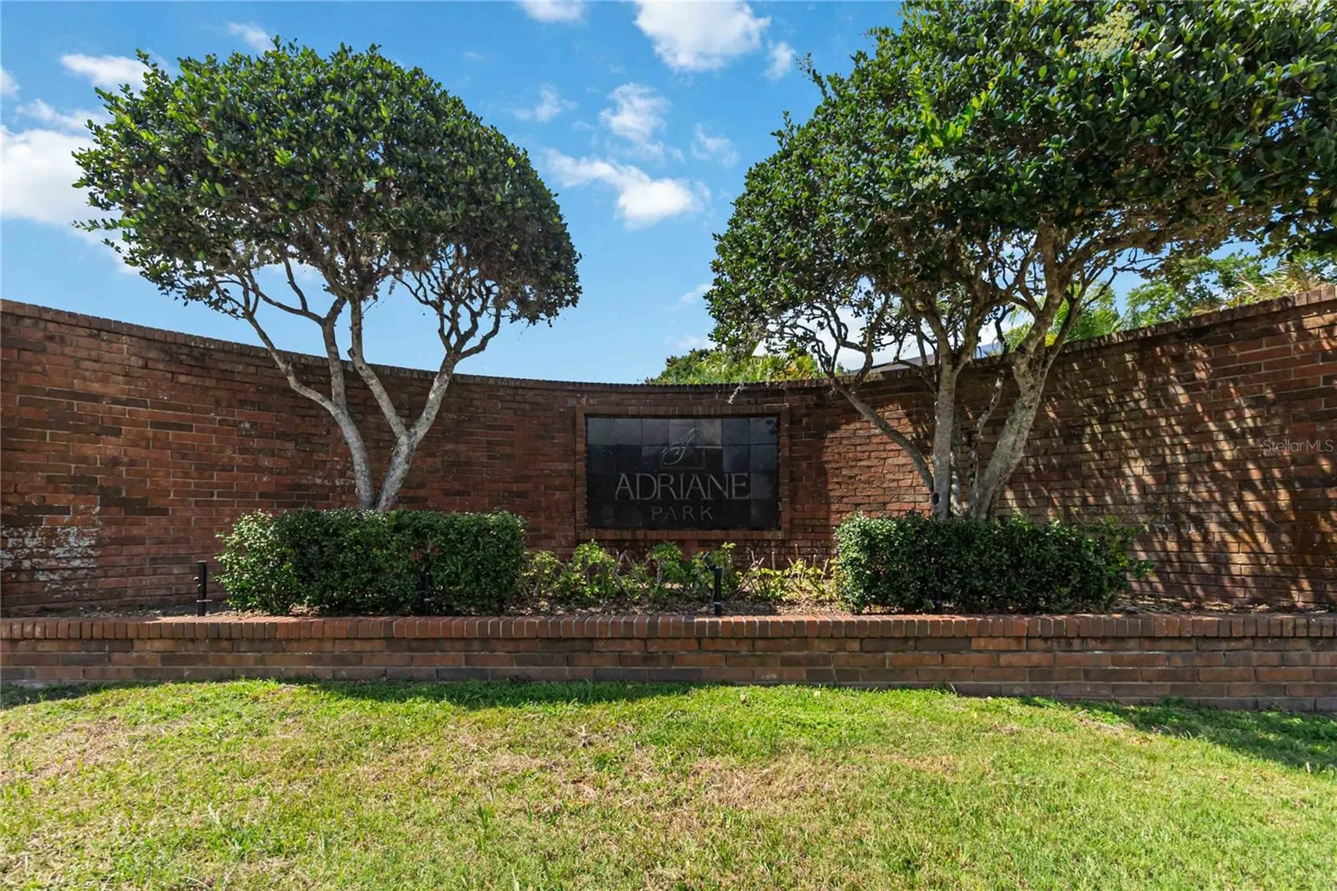 636 Adriane Park Circle Kissimmee FL 34744