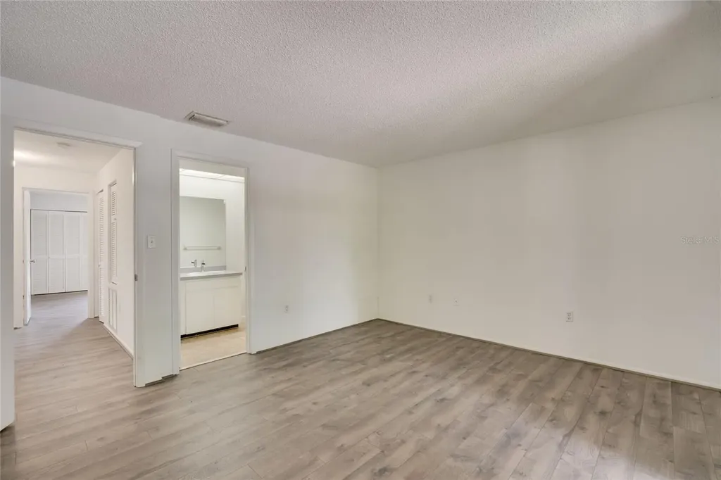 926 Sunridge Drive Sarasota FL 34234