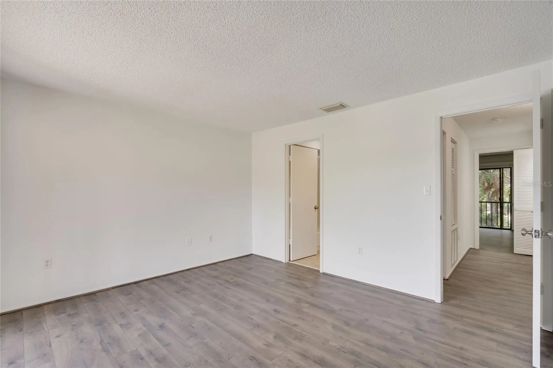 926 Sunridge Drive Sarasota FL 34234