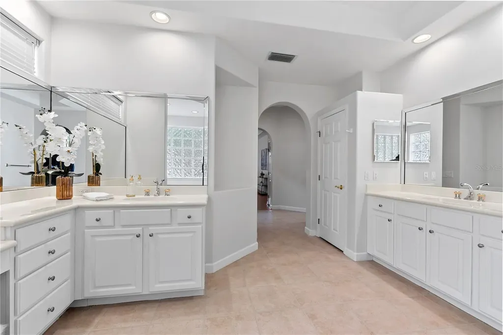 8502 Verese Court Orlando FL 32836
