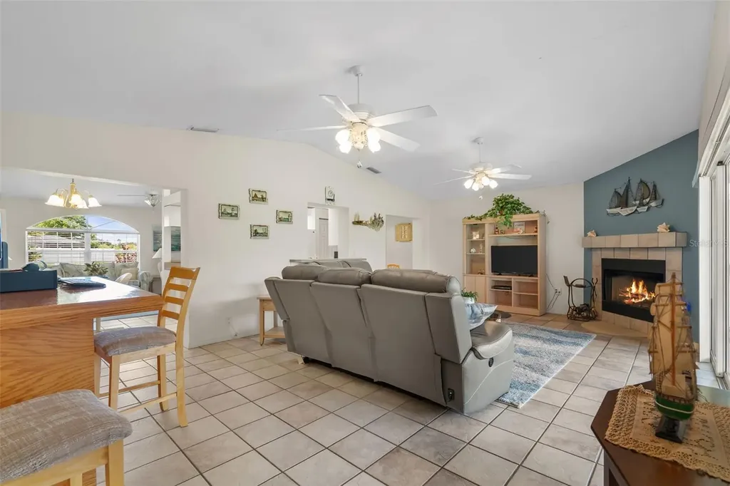 6404 68th Drive E Palmetto FL 34221