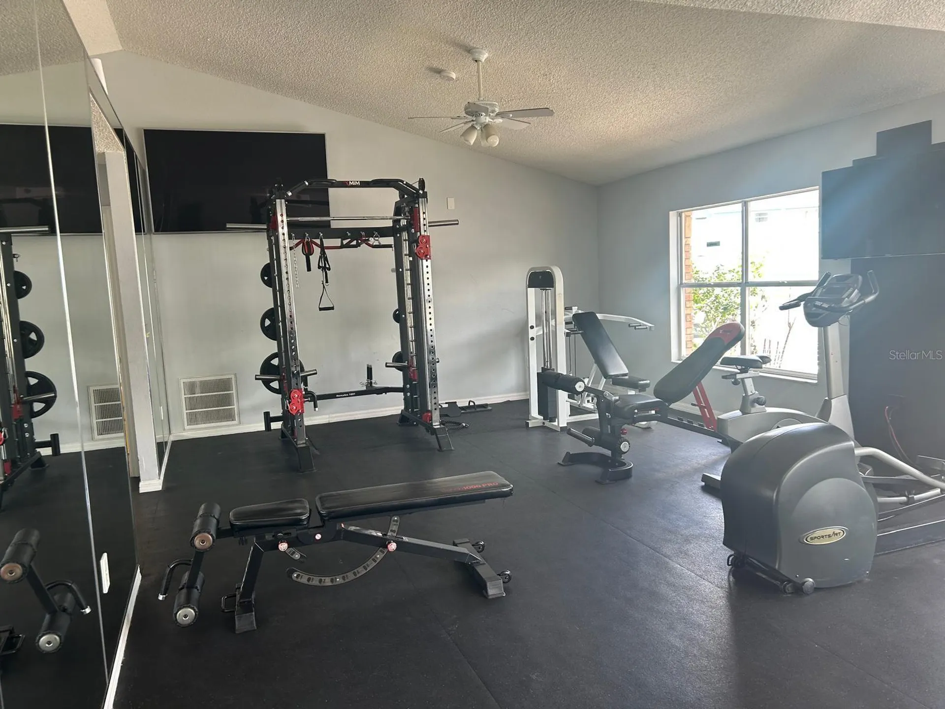 2739 N Poinciana Boulevard Kissimmee FL 34746