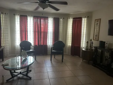 2739 N Poinciana Boulevard Kissimmee FL 34746
