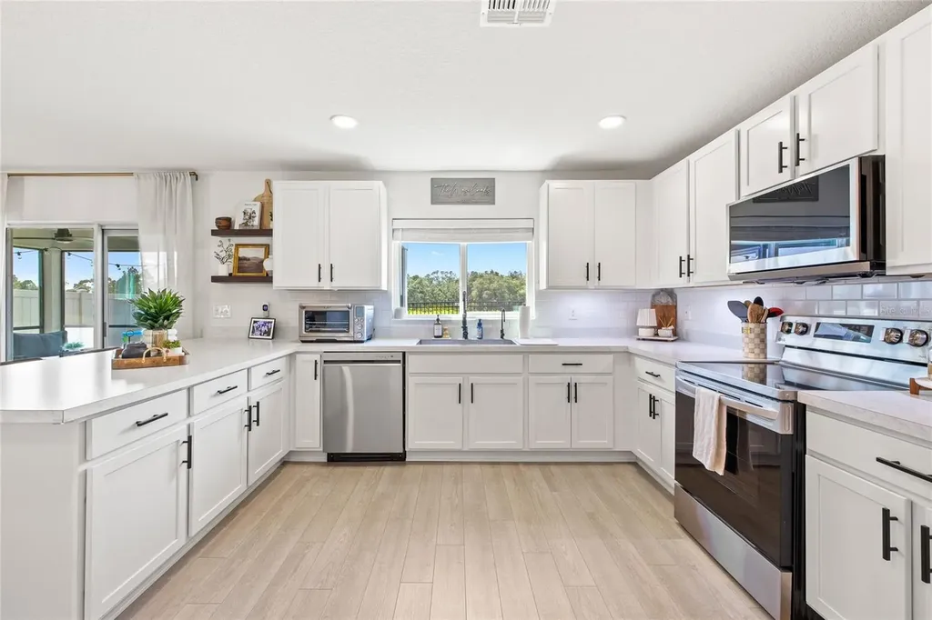 337 Preserve Pointe Boulevard Davenport FL 33837