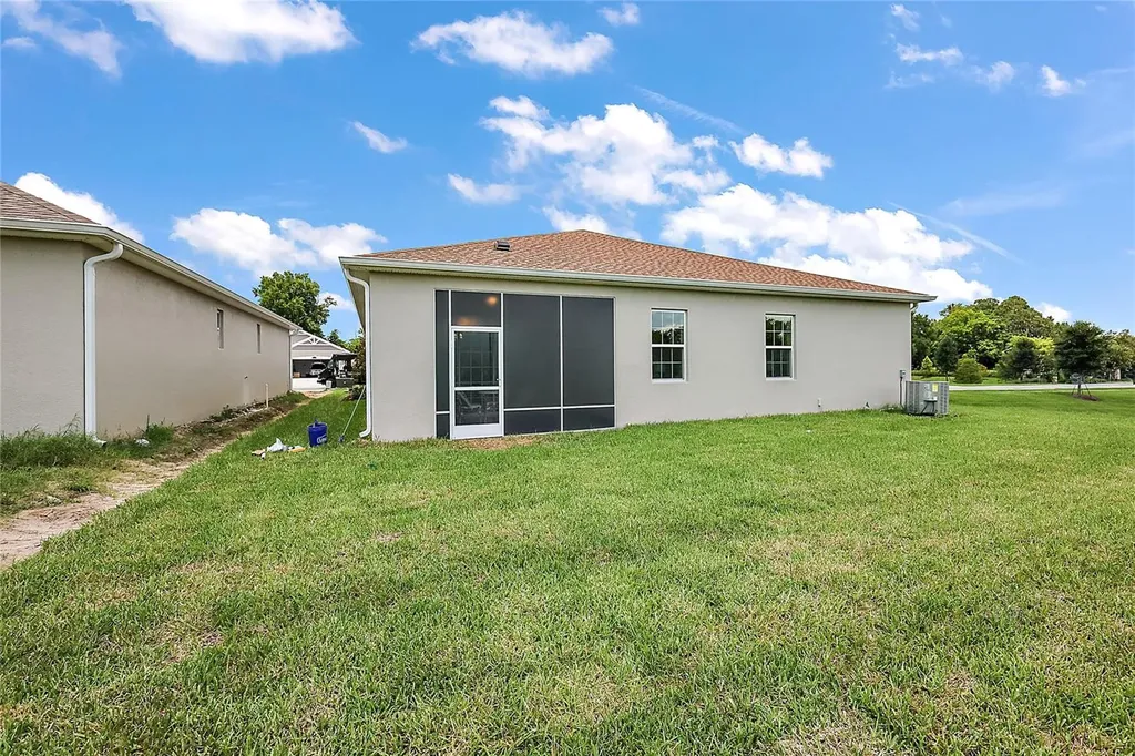 4786 NE 125th Loop Oxford FL 34484
