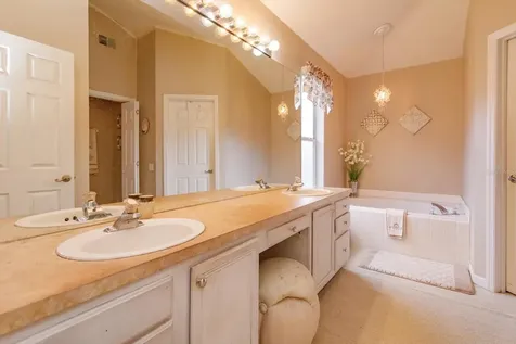 50 Oak Bend Court Oviedo FL 32765