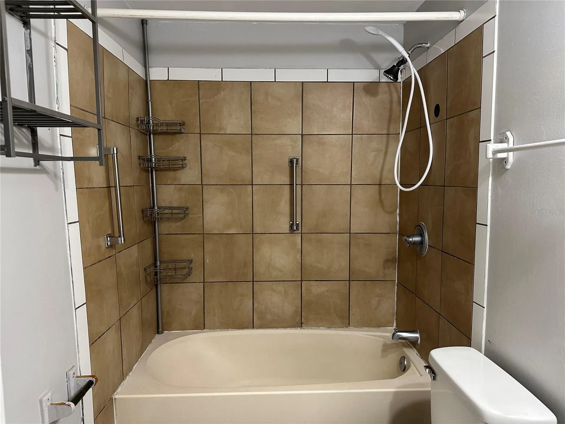 5237 1st Street Zephyrhills FL 33542