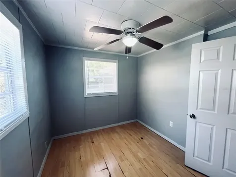 5237 1st Street Zephyrhills FL 33542