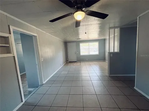 5237 1st Street Zephyrhills FL 33542