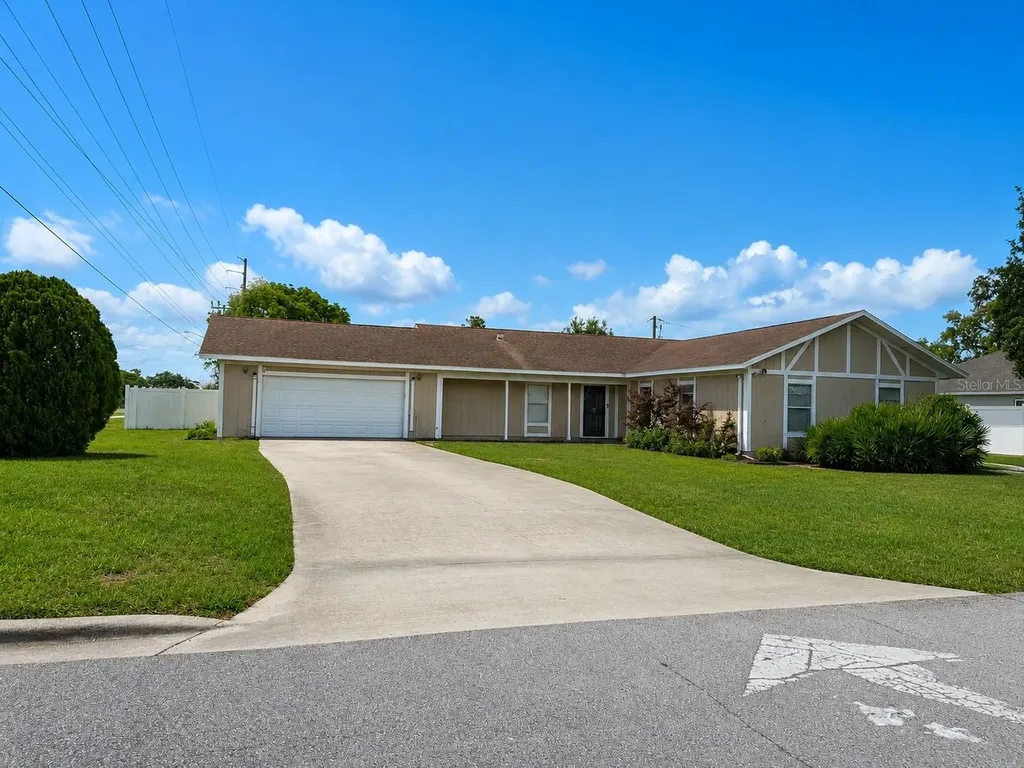 1540 Jupiter Avenue Deltona FL 32738