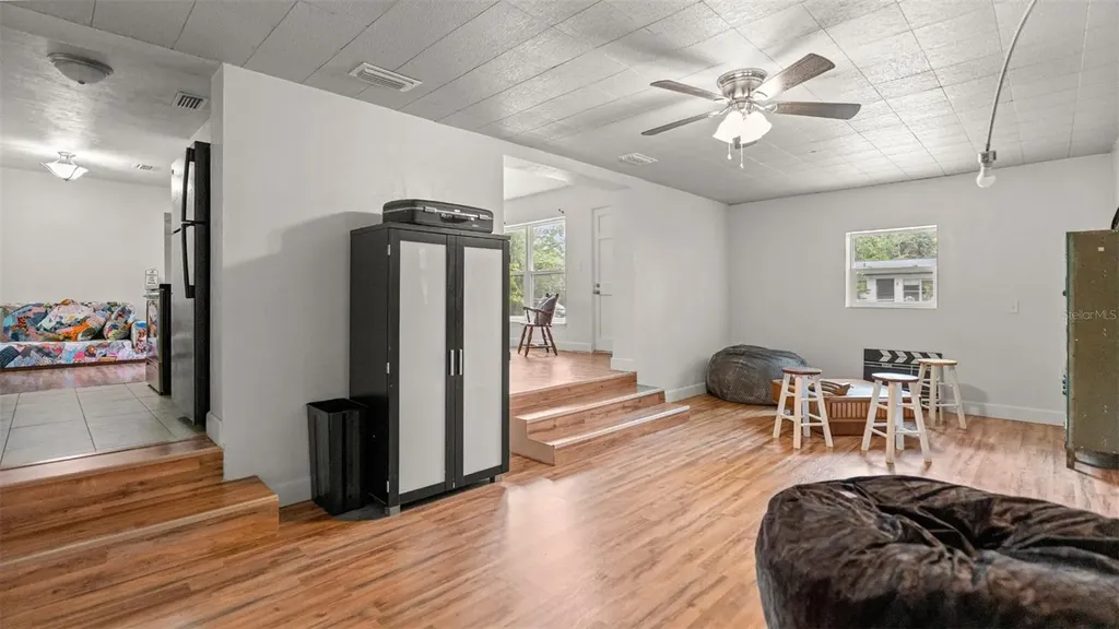 1015 SE 10th Terrace Gainesville FL 32601