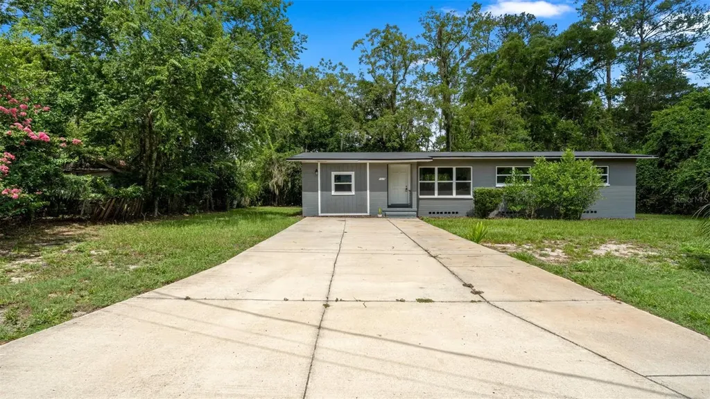 1015 SE 10th Terrace Gainesville FL 32601