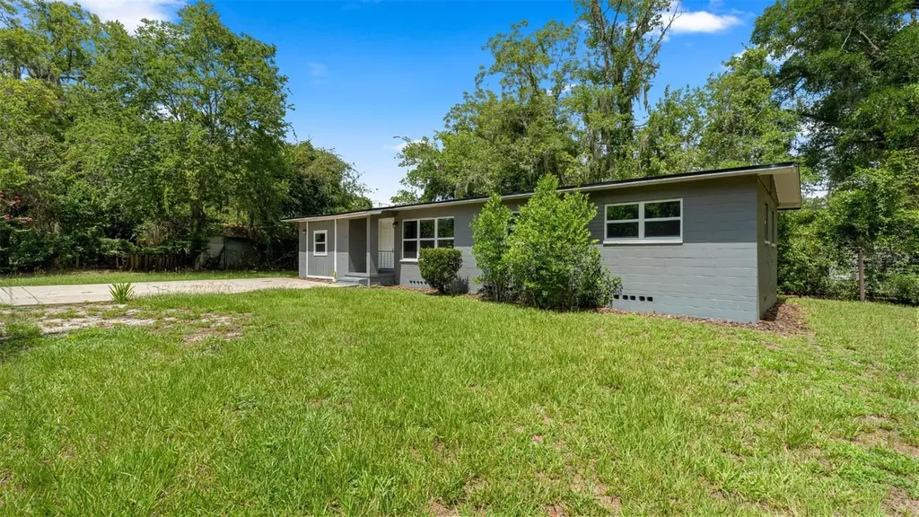 1015 SE 10th Terrace Gainesville FL 32601