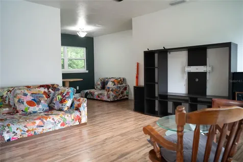 1015 SE 10th Terrace Gainesville FL 32601