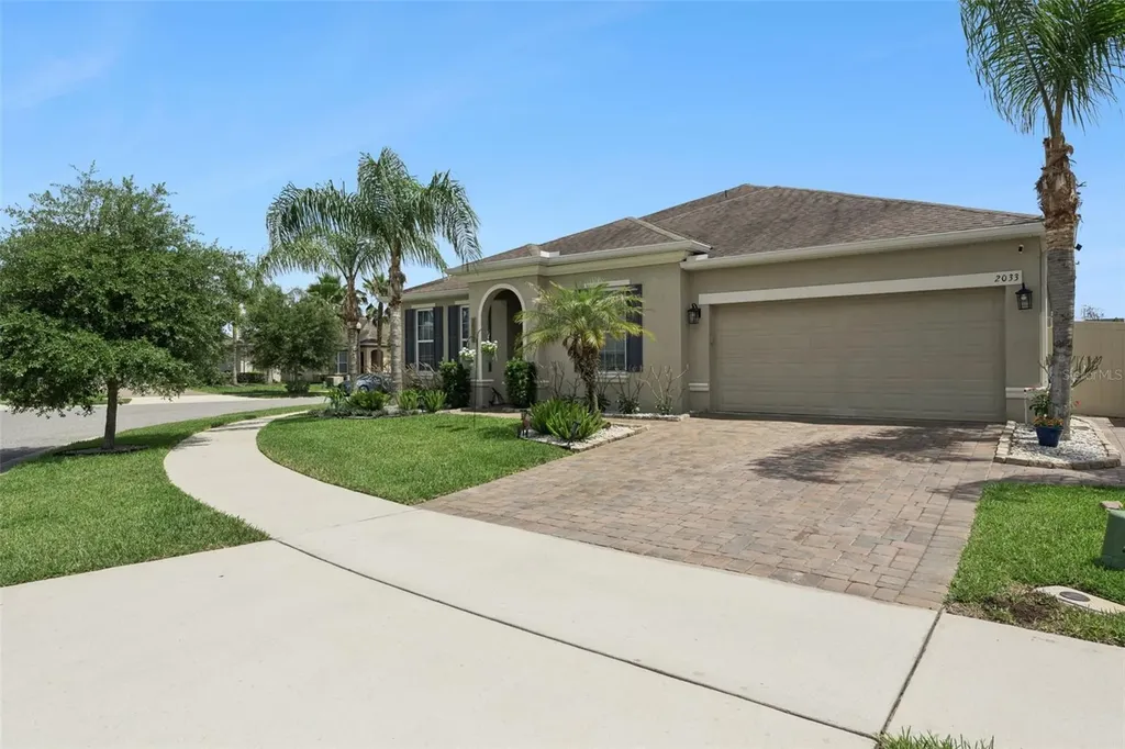 2033 Stillwood Way St Cloud FL 34771