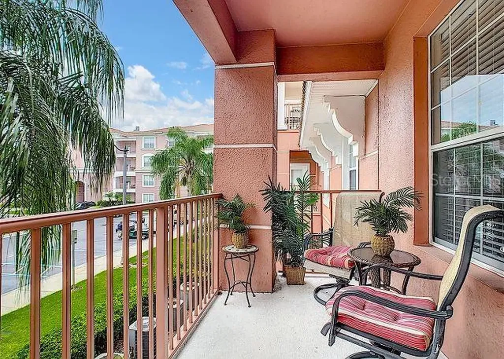 4862 Cayview Avenue Orlando FL 32819